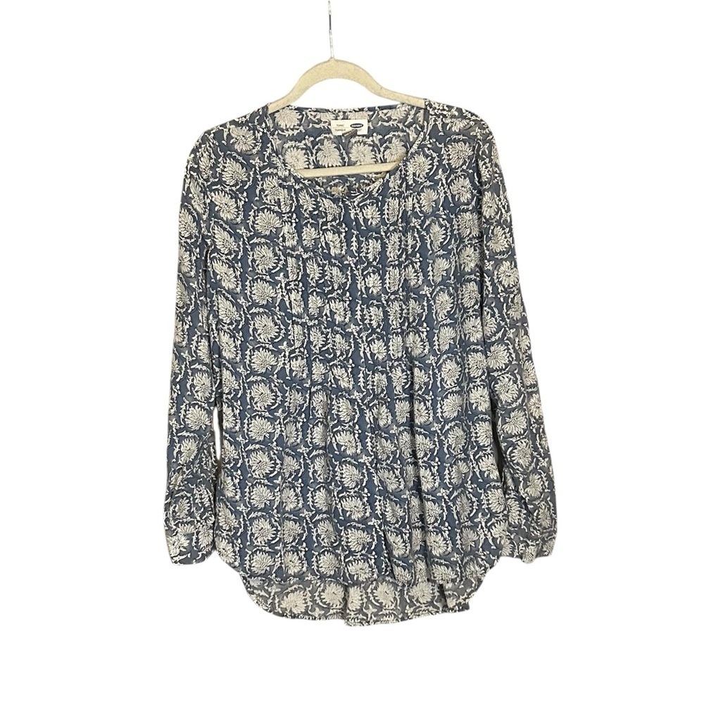 Old Navy Women's Blue and White Patterned Tunic Top Size M